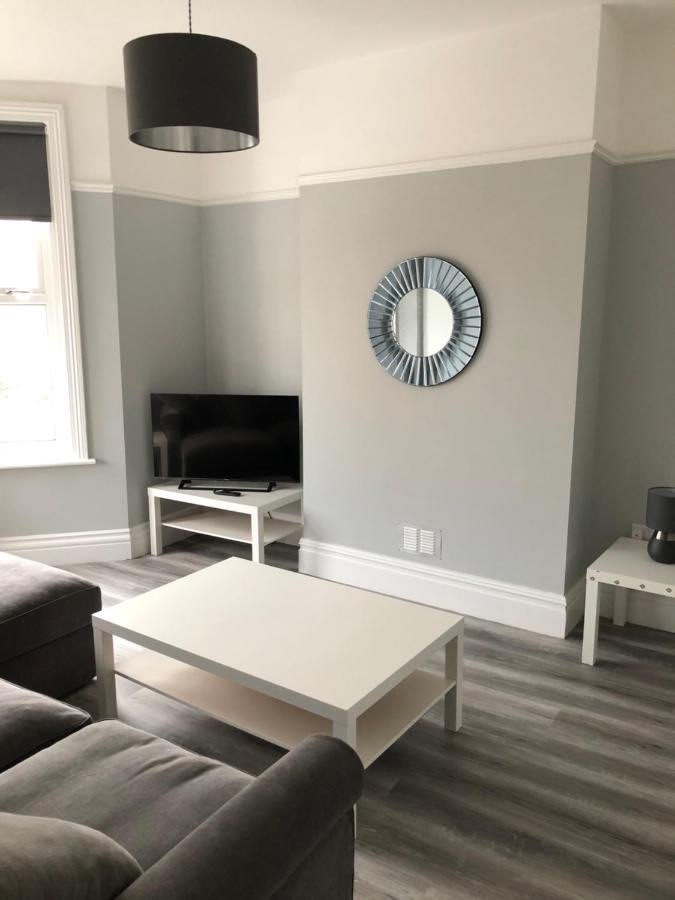 Entire Spacious 4 Bedroom Apartment In Bournemouth Ngoại thất bức ảnh