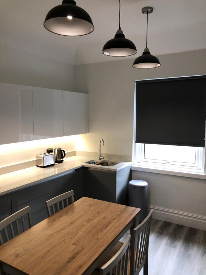 Entire Spacious 4 Bedroom Apartment In Bournemouth Ngoại thất bức ảnh