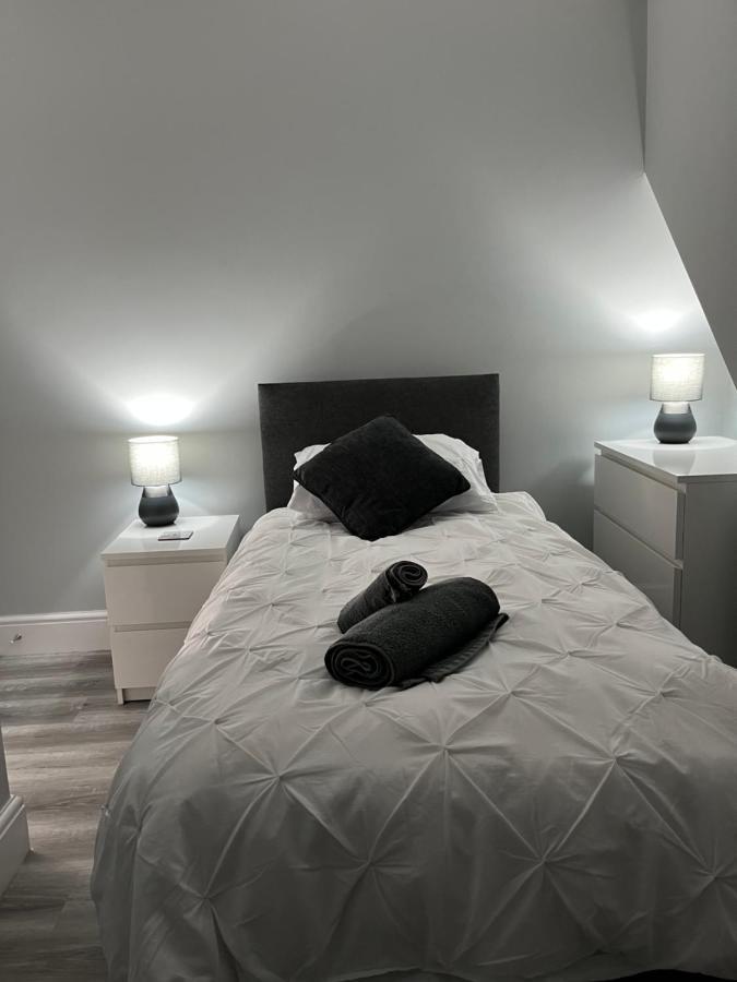 Entire Spacious 4 Bedroom Apartment In Bournemouth Ngoại thất bức ảnh